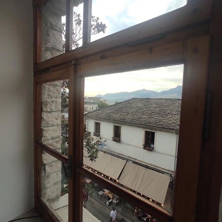 Xheison Apartment Gjirokastër Exterior foto